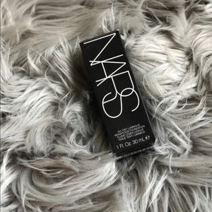 nars all day luminous weightless foundation light 3 nars all day luminous weightless foundation light 3